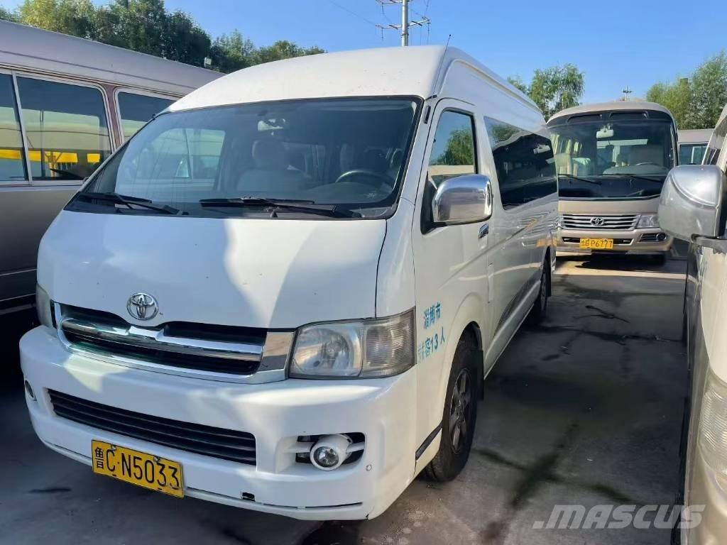 Toyota Hiace Linjaliikennebussit