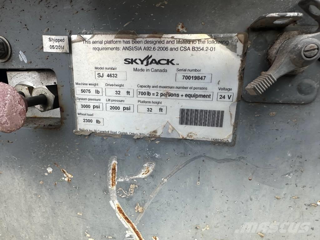 SkyJack SJ 4632 Saksilavat