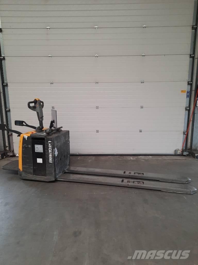 UniCarriers PMR200P Lavansiirtotrukit ajotasolla
