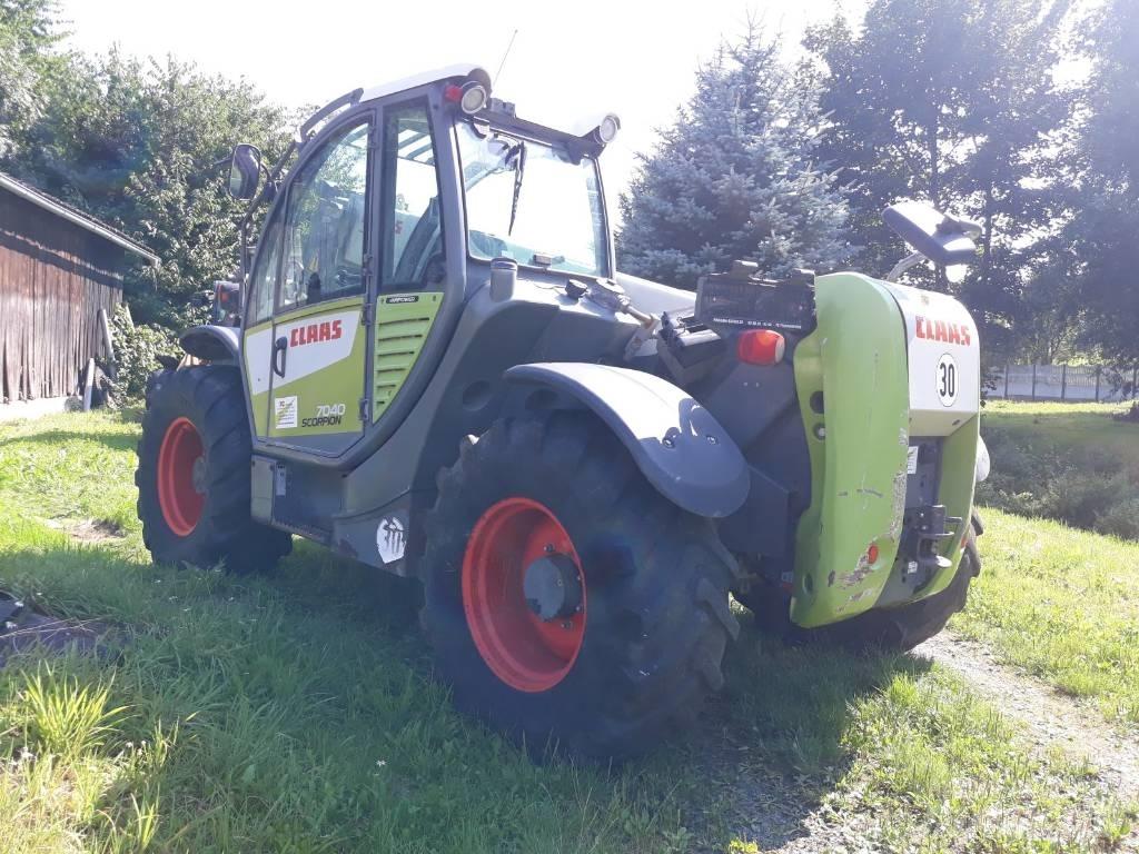 CLAAS Scorpion 7040 Kurottajat