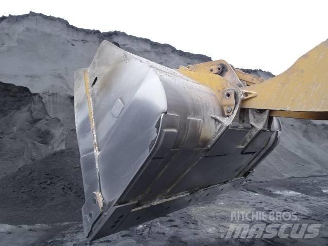 CAT 982 M Pyöräkuormaajat