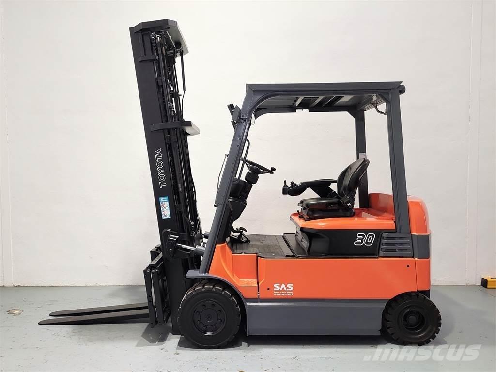 Toyota 7FBMF30 Sähkötrukit