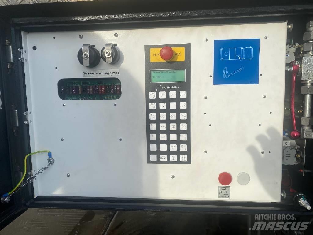 Ruthmann TU285 Nostolava-autot
