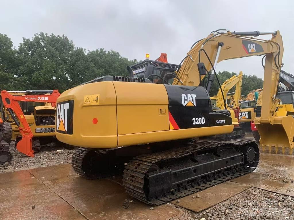 CAT 320 D Telakaivukoneet