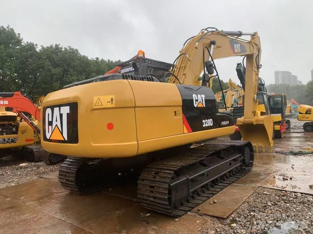 CAT 320 D Telakaivukoneet