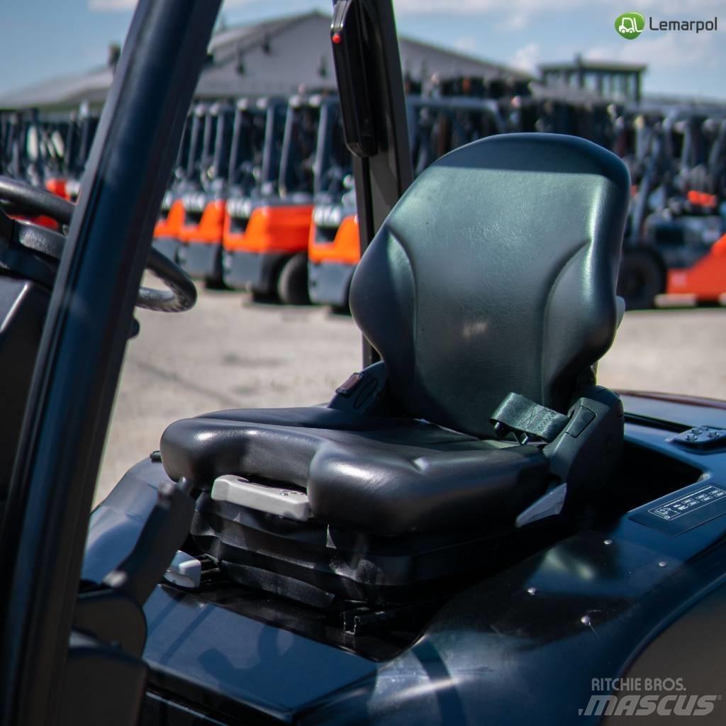 Manitou MI 30 D Nestekaasutrukit