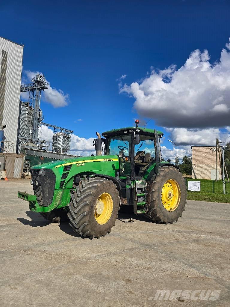John Deere 8345 R Traktorit