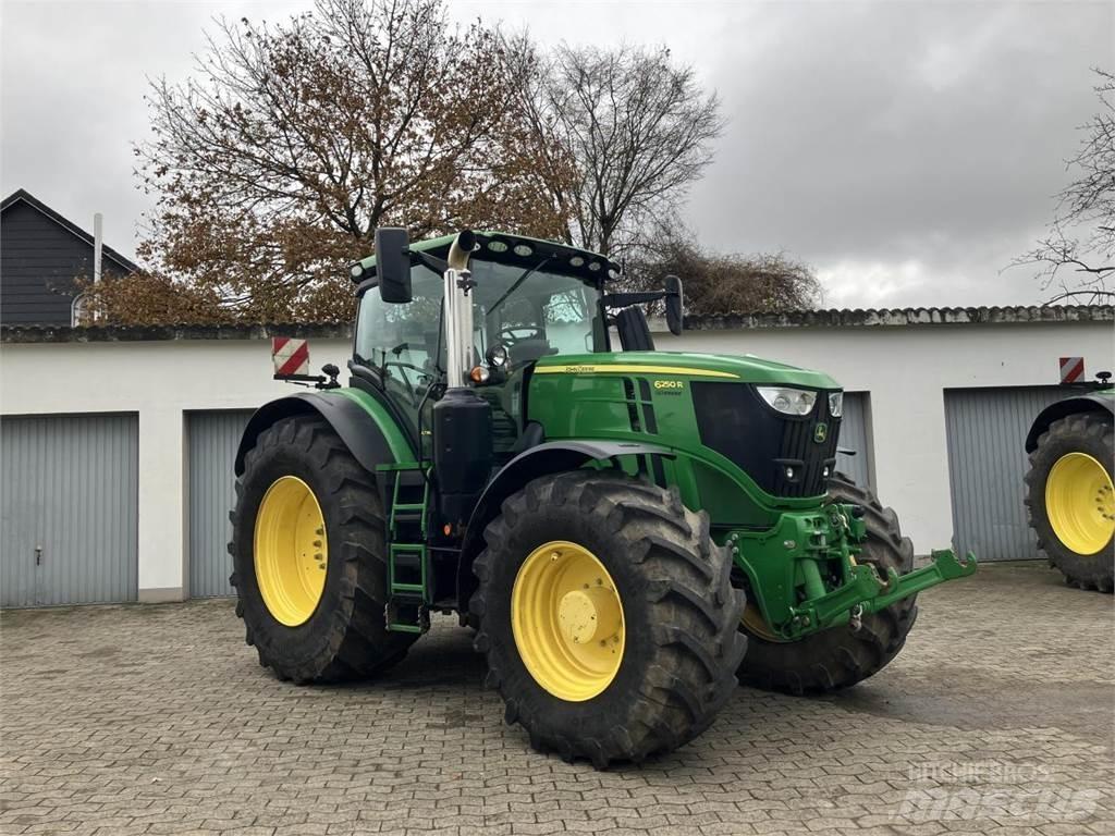 John Deere 6250R Traktorit