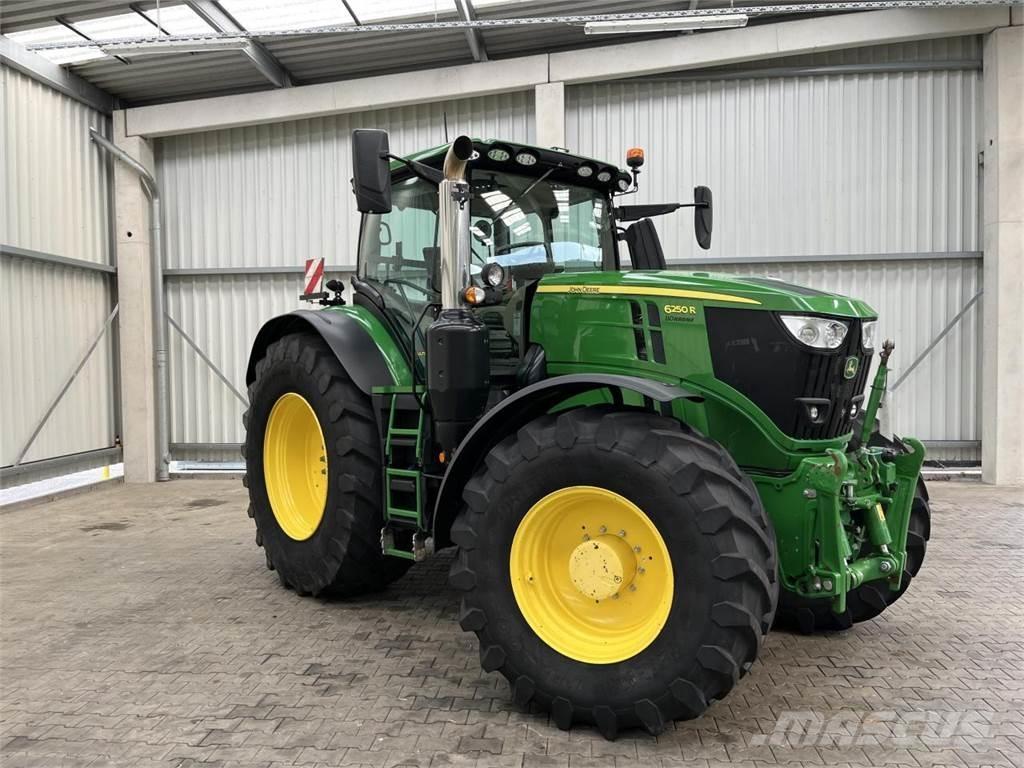 John Deere 6250R Traktorit