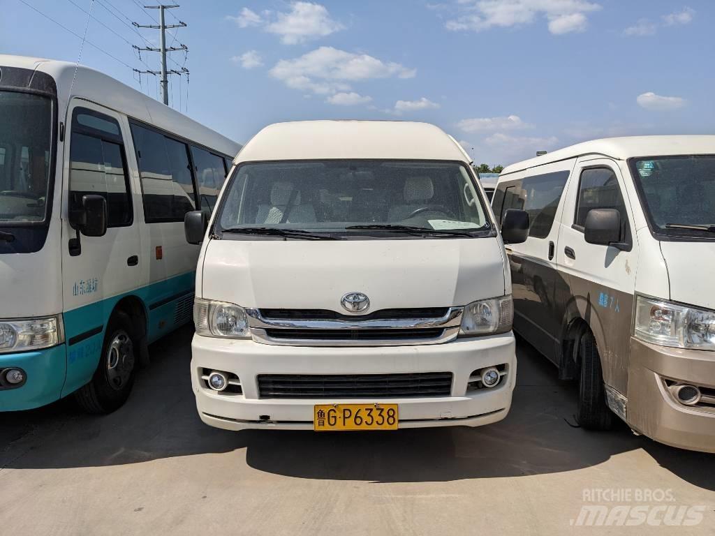 Toyota Hiace Linjaliikennebussit