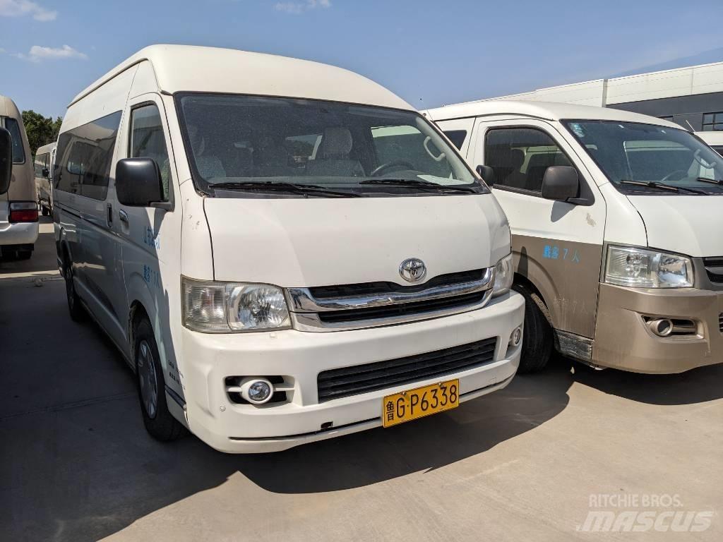 Toyota Hiace Linjaliikennebussit