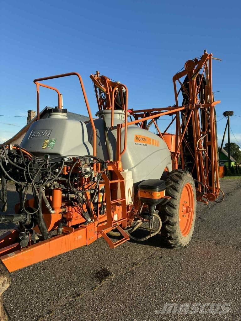 Jacto ADVANCE 3000 Hinattavat ruiskut