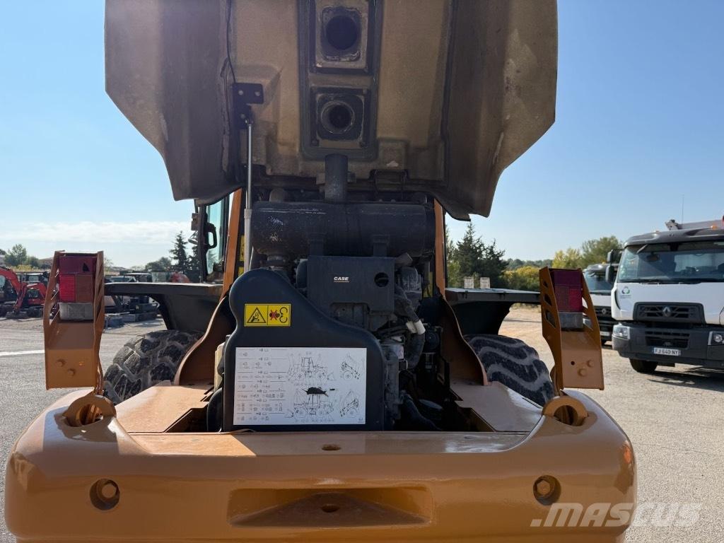 CASE 721 E Pyöräkuormaajat