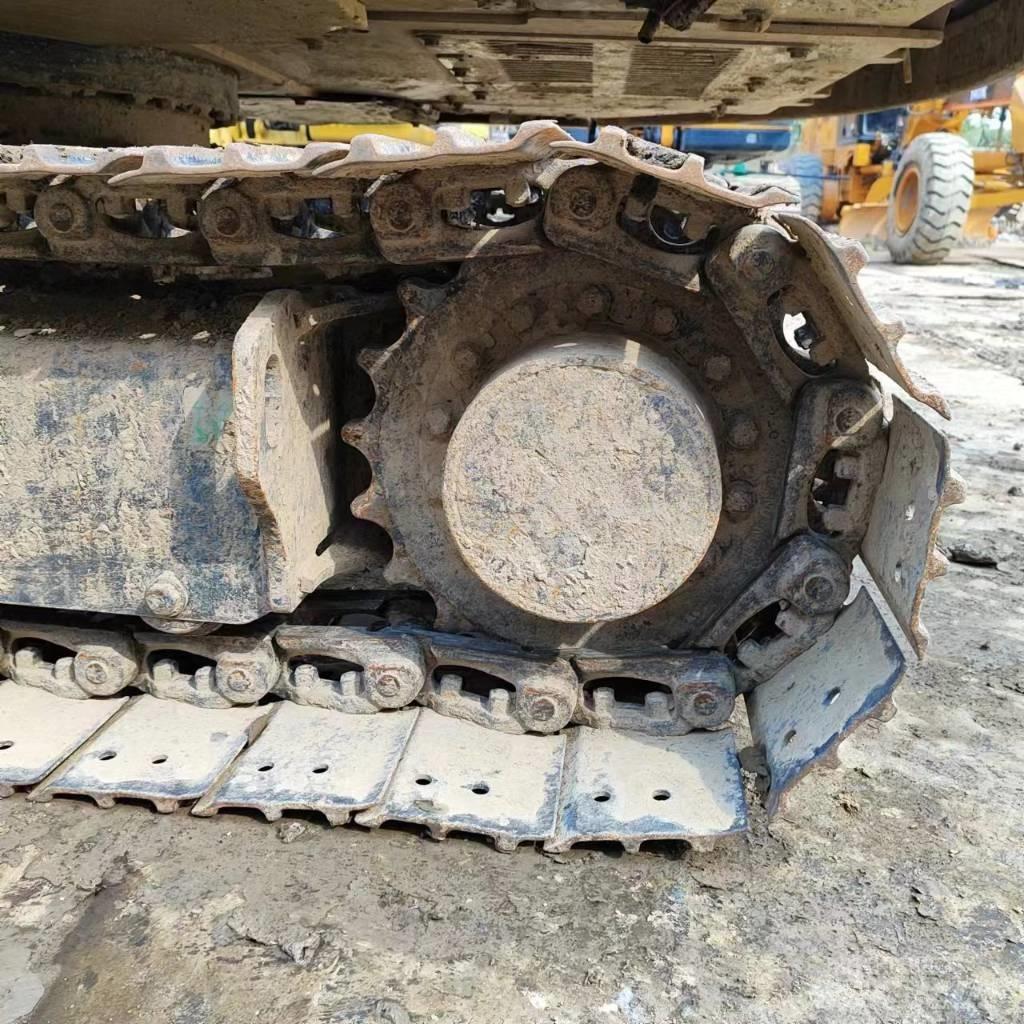 CAT 306 Minikaivukoneet < 7t