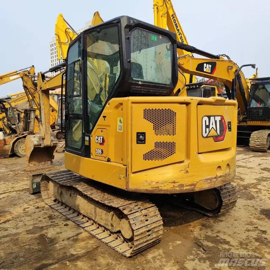 CAT 306 Minikaivukoneet < 7t