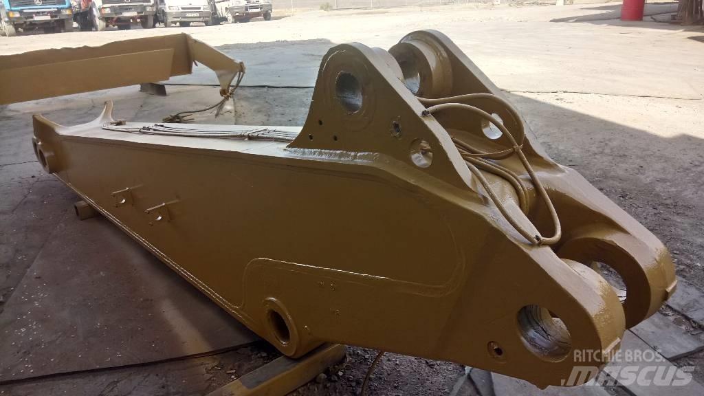 CAT 245 Puomit