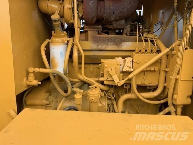 CAT 120G Tiehöylät