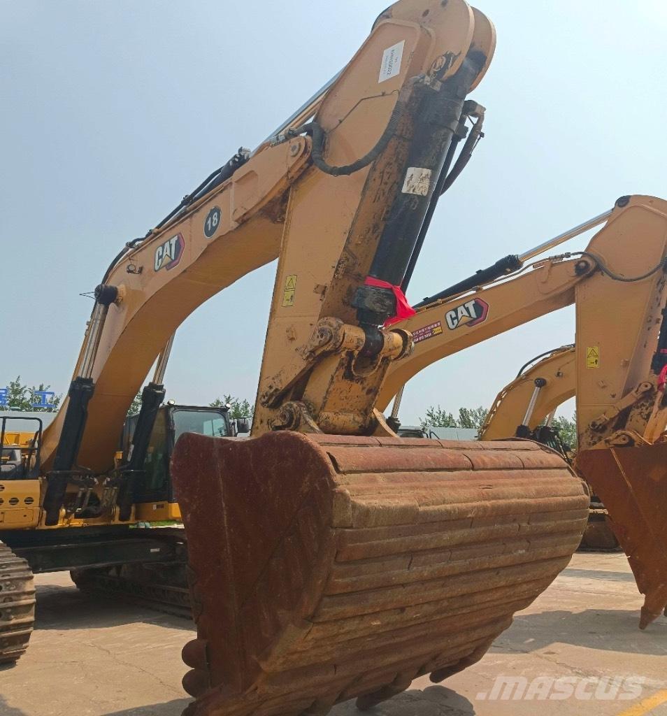 CAT 374 Telakaivukoneet