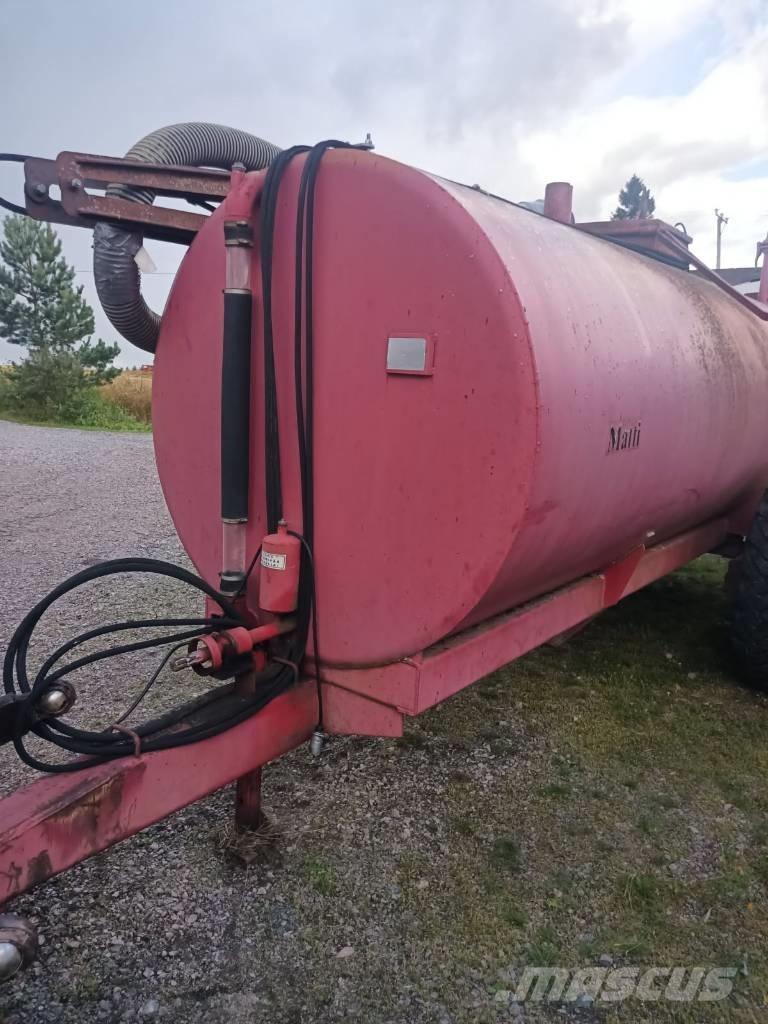 Matti 8000 Lietteen levittimet