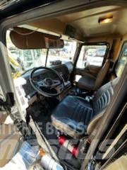 Mack CV 713 Sora- ja kippiautot
