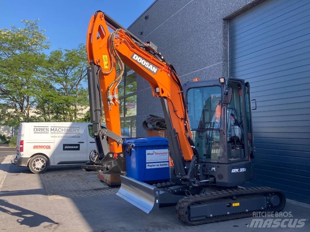 Develon DX 35 Z-7 Minikaivukoneet < 7t