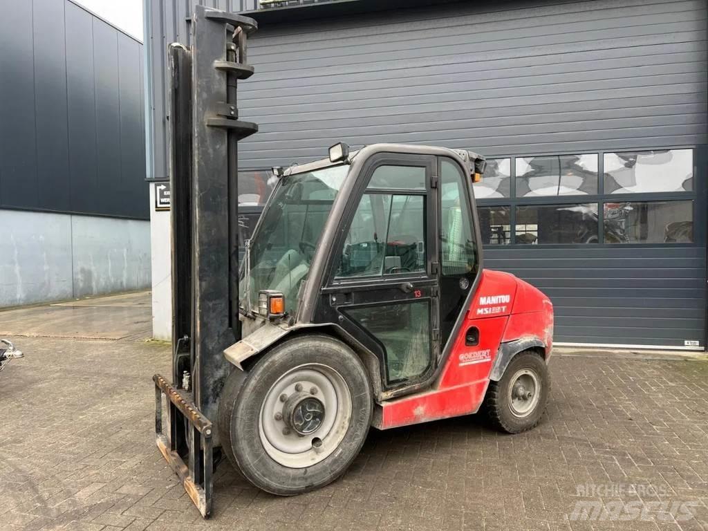 Manitou MSI 35 T Maastotrukit