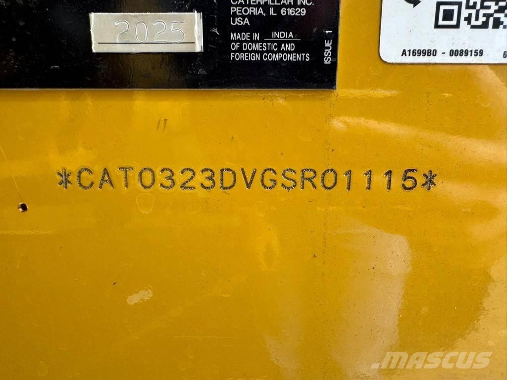 CAT 323D3 Telakaivukoneet