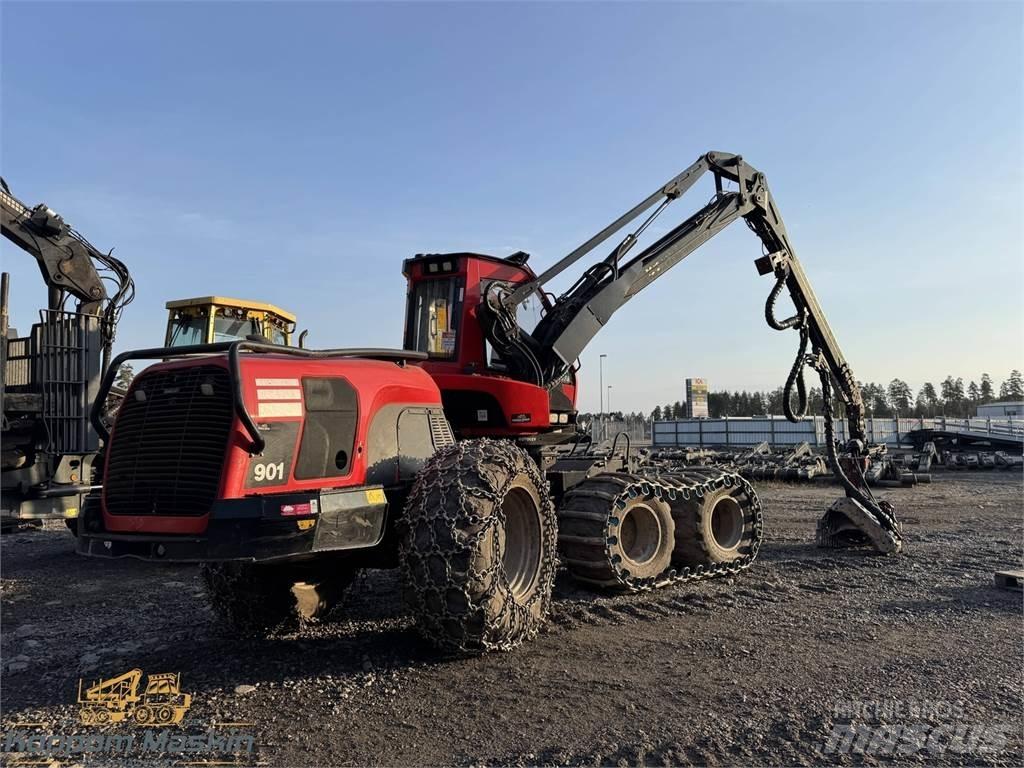Komatsu 901 Harvesterit