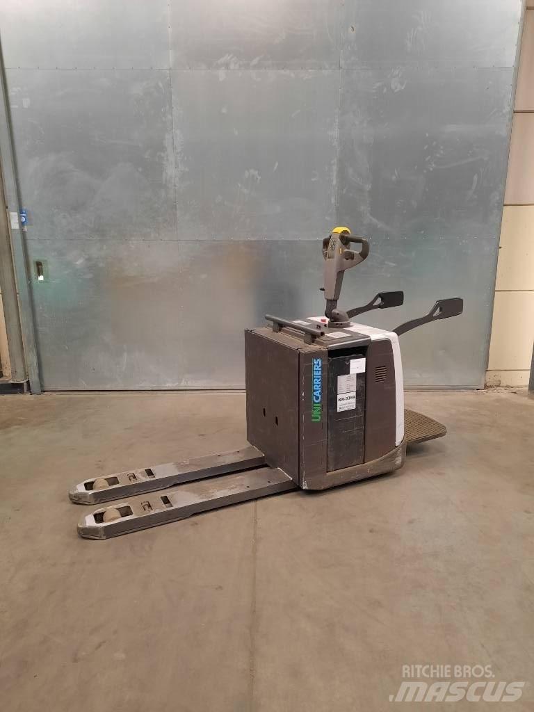 UniCarriers PMR200 Lavansiirtotrukit ajotasolla