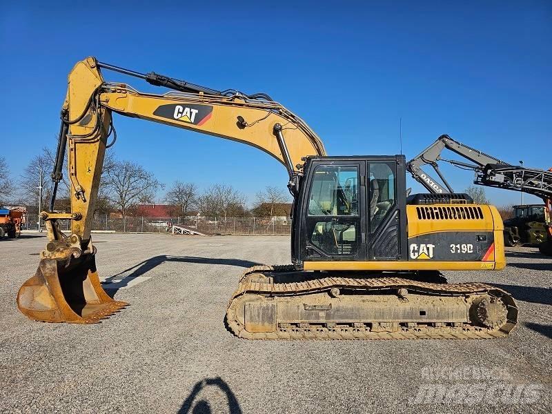 CAT 319 D L Telakaivukoneet