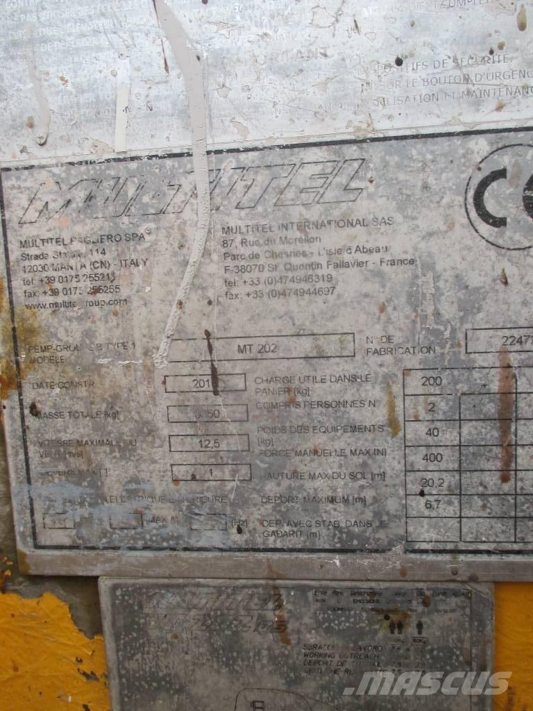 Multitel MT 202 Nostolava-autot