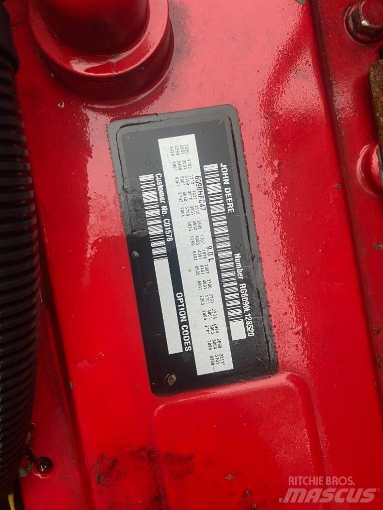 John Deere 6090HFC47 Muut koneet