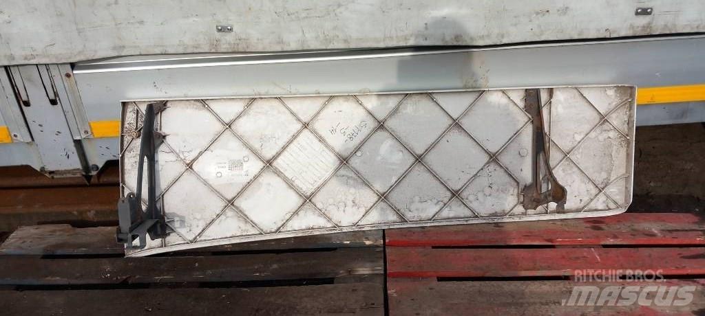 Scania R 420.    1348522 Ohjaamot ja sisustat