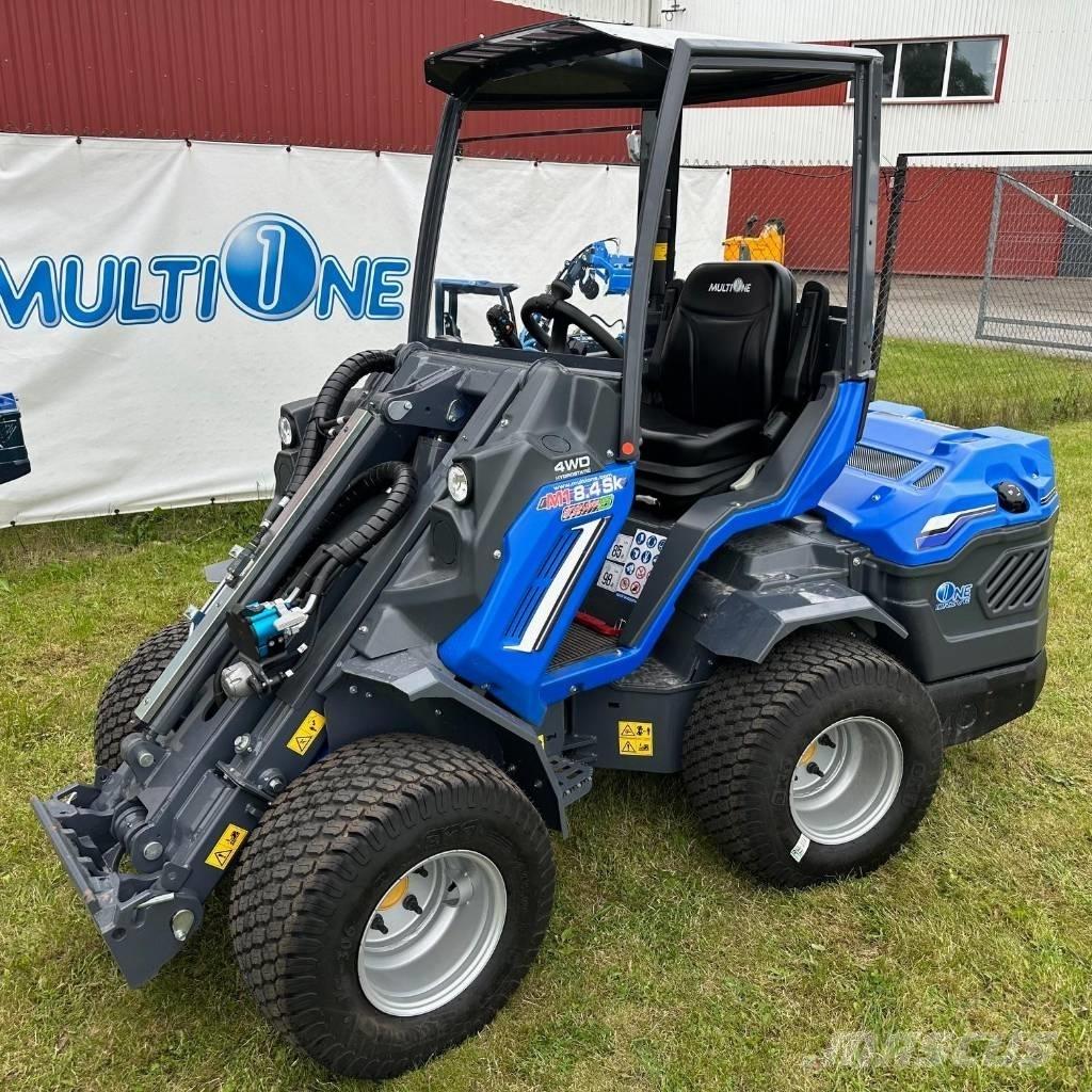 Multione 8.4sk Liukuohjatut kuormaajat