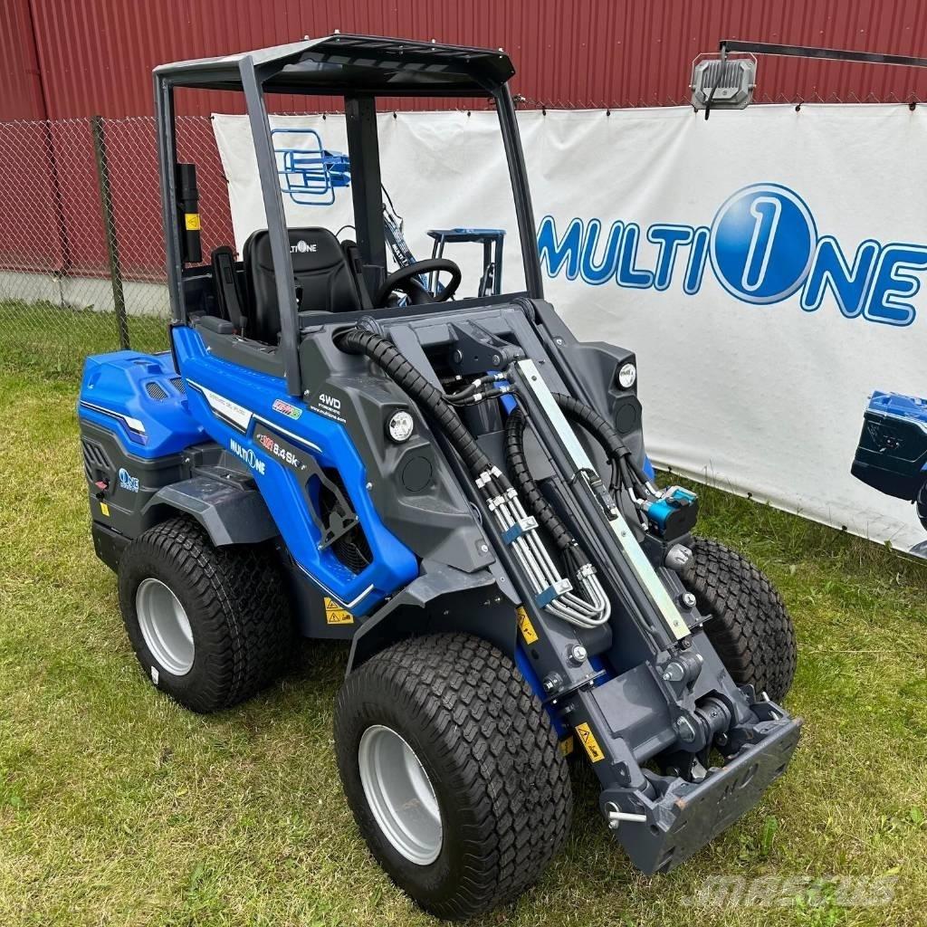 Multione 8.4sk Liukuohjatut kuormaajat