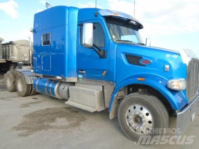 Peterbilt 567 Vetopöytäautot