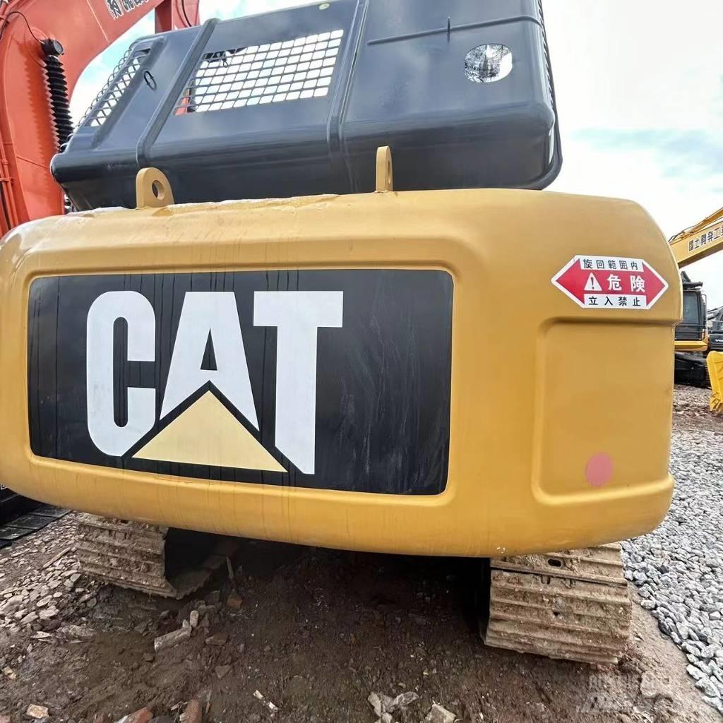 CAT 325 D Telakaivukoneet