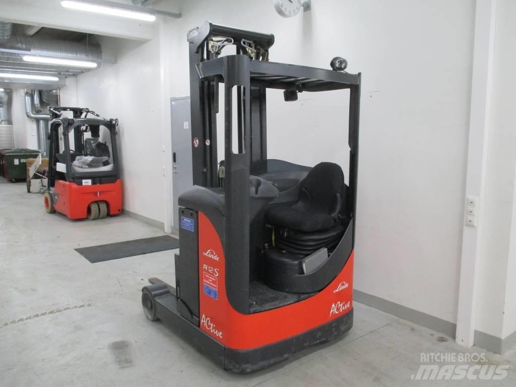 Linde R 12 Työntömastotrukit