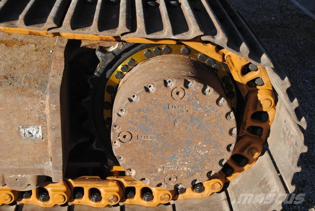 Kobelco SK210LC-10E Telakaivukoneet