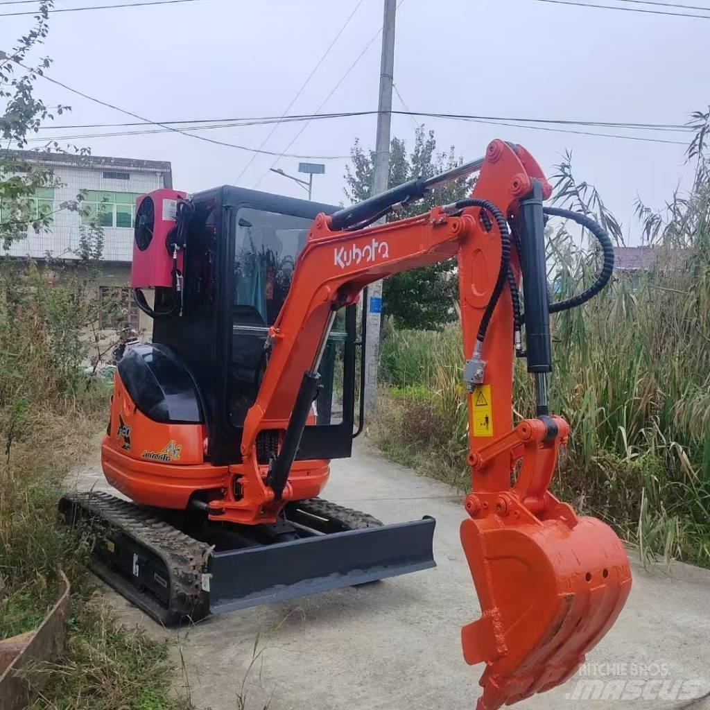 Kubota U20 Minikaivukoneet < 7t