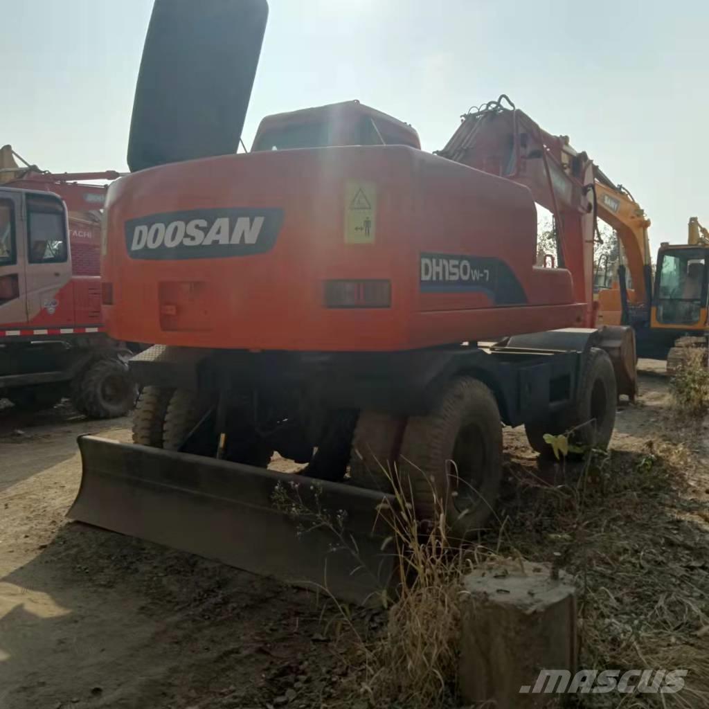 Doosan DH150W-7 Pyöräkaivukoneet