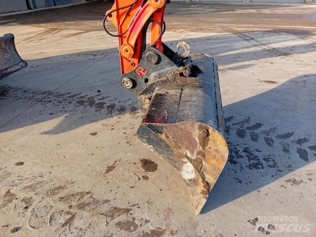 Kubota KX 080 Midikaivukoneet 7t - 12t