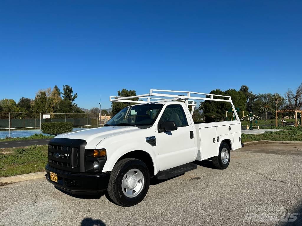 Ford F 250 Lava-autot