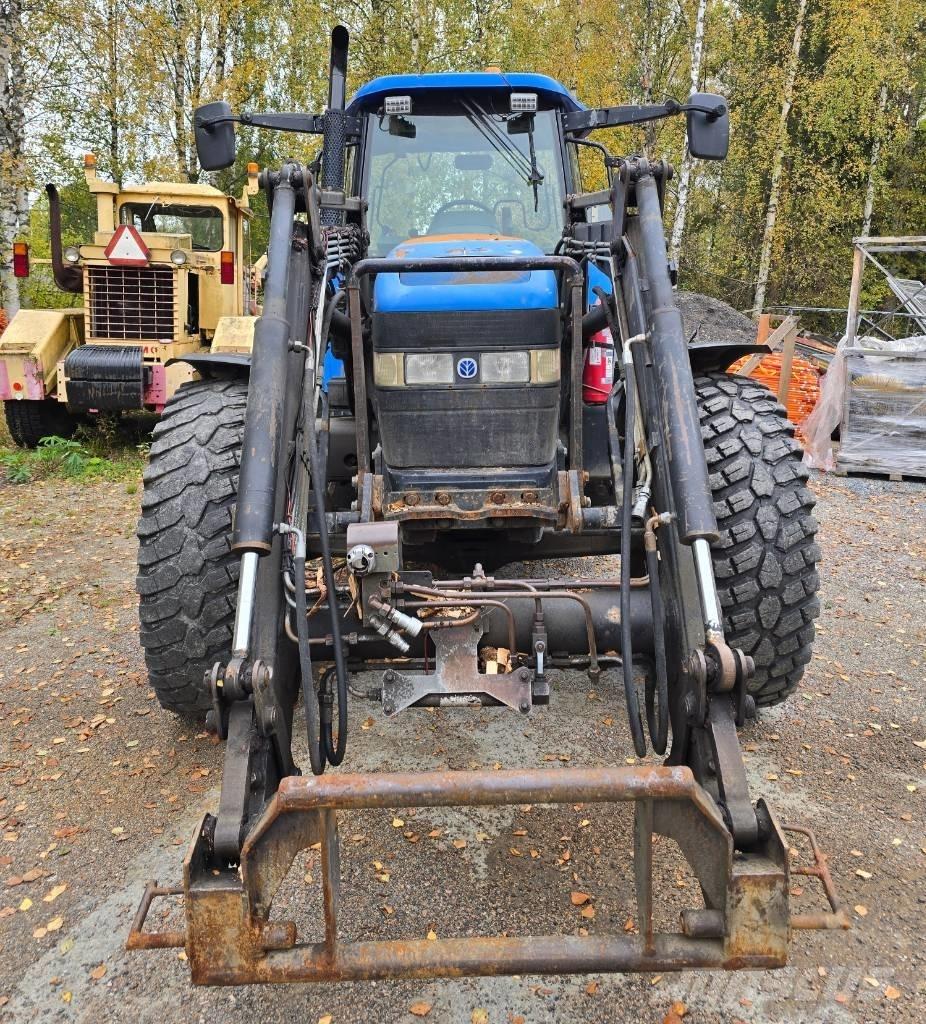 New Holland TM 120 Traktorit