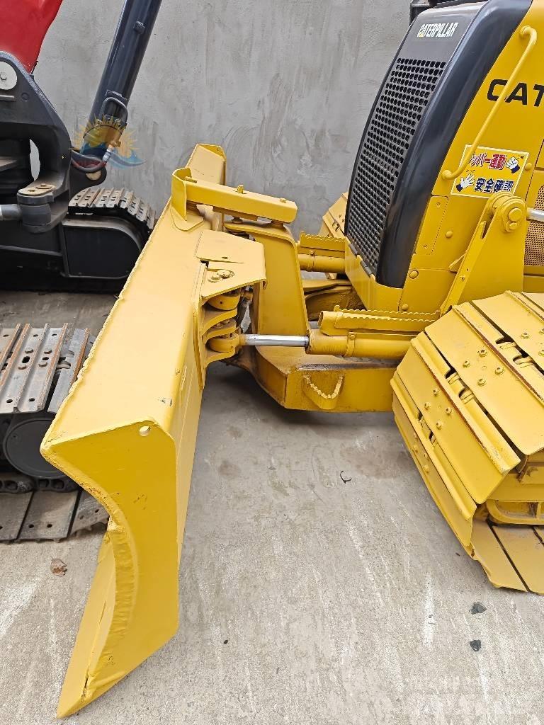 CAT D 5 K Telaketjupuskutraktorit