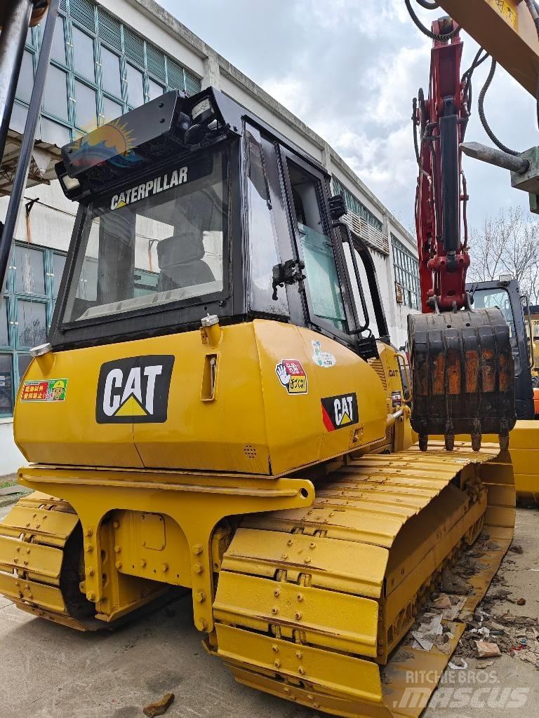 CAT D 5 K Telaketjupuskutraktorit