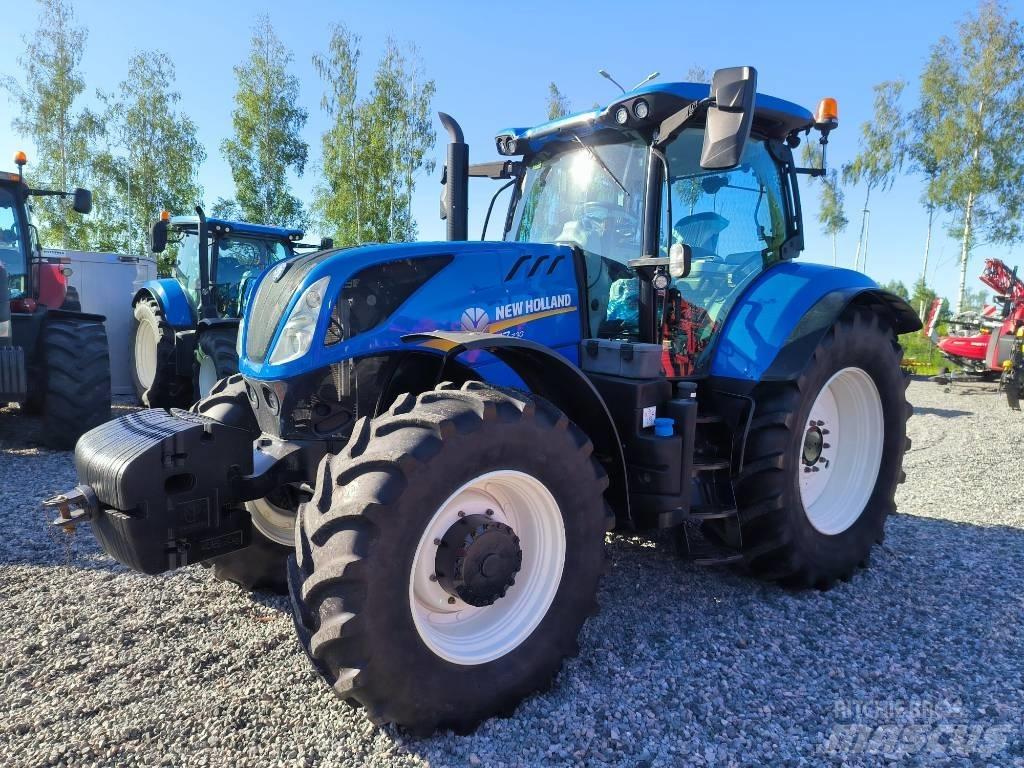 New Holland T 7.230 Traktorit