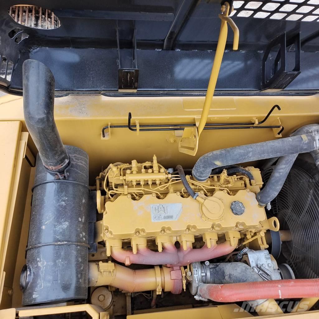 CAT 320 D2L Telakaivukoneet