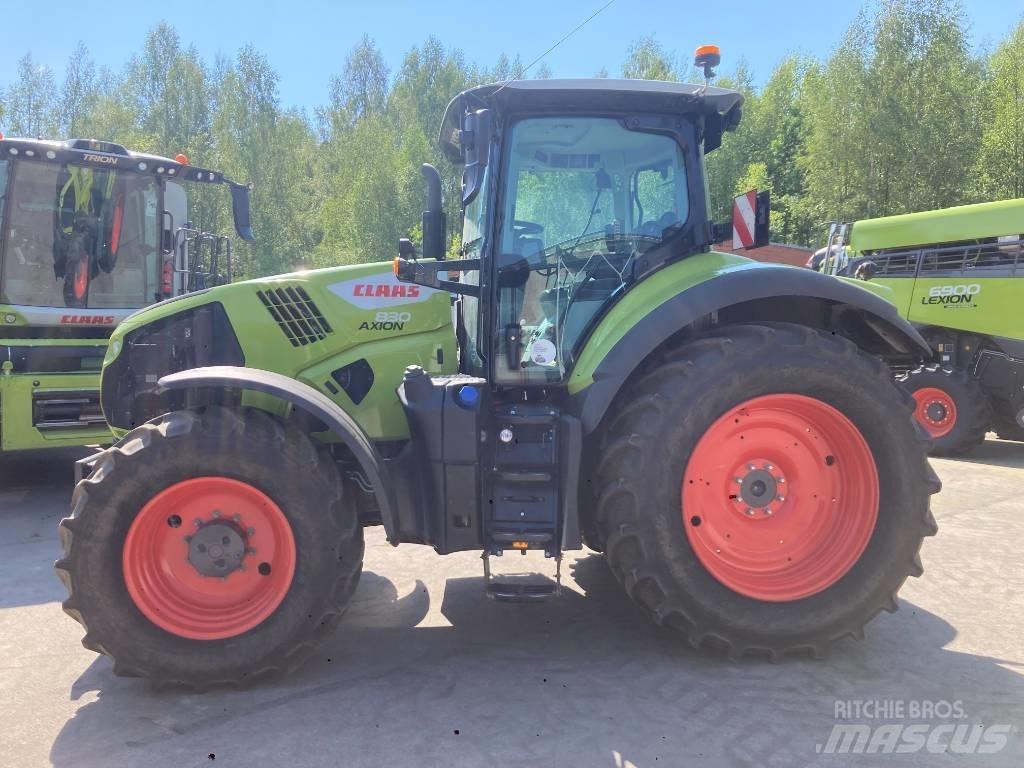 CLAAS Axion 830 CIS Traktorit
