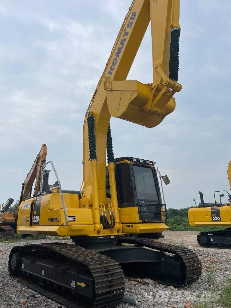 Komatsu PC 220 Telakaivukoneet